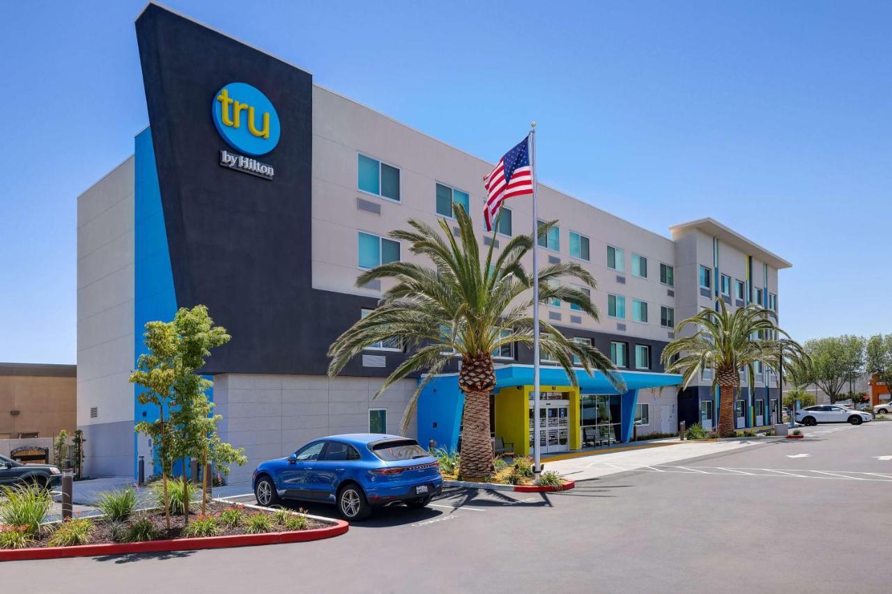 Hotel Tru By Hilton Lathrop Extérieur photo