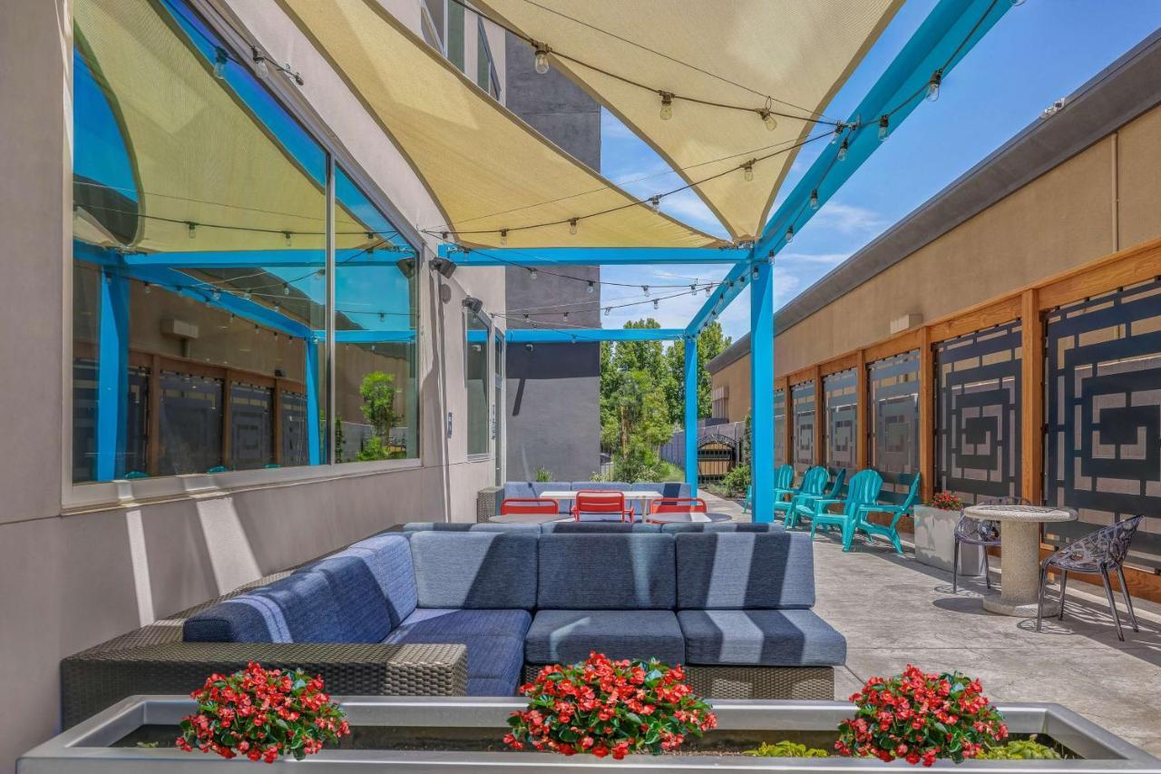 Hotel Tru By Hilton Lathrop Extérieur photo