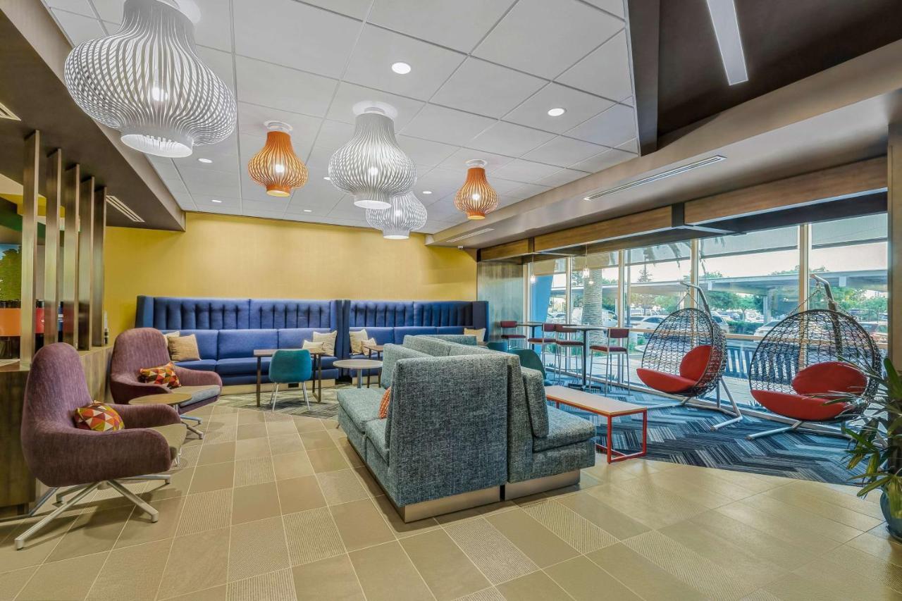 Hotel Tru By Hilton Lathrop Extérieur photo