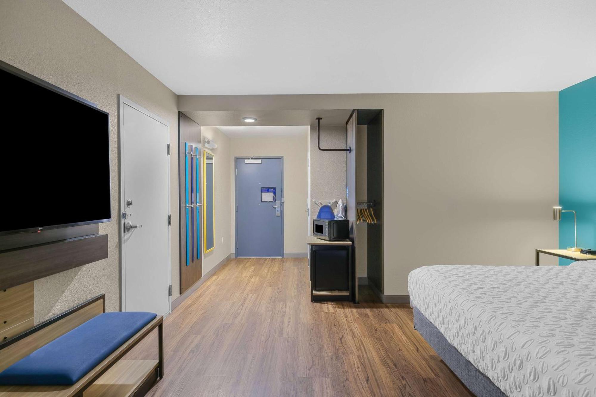 Hotel Tru By Hilton Lathrop Extérieur photo